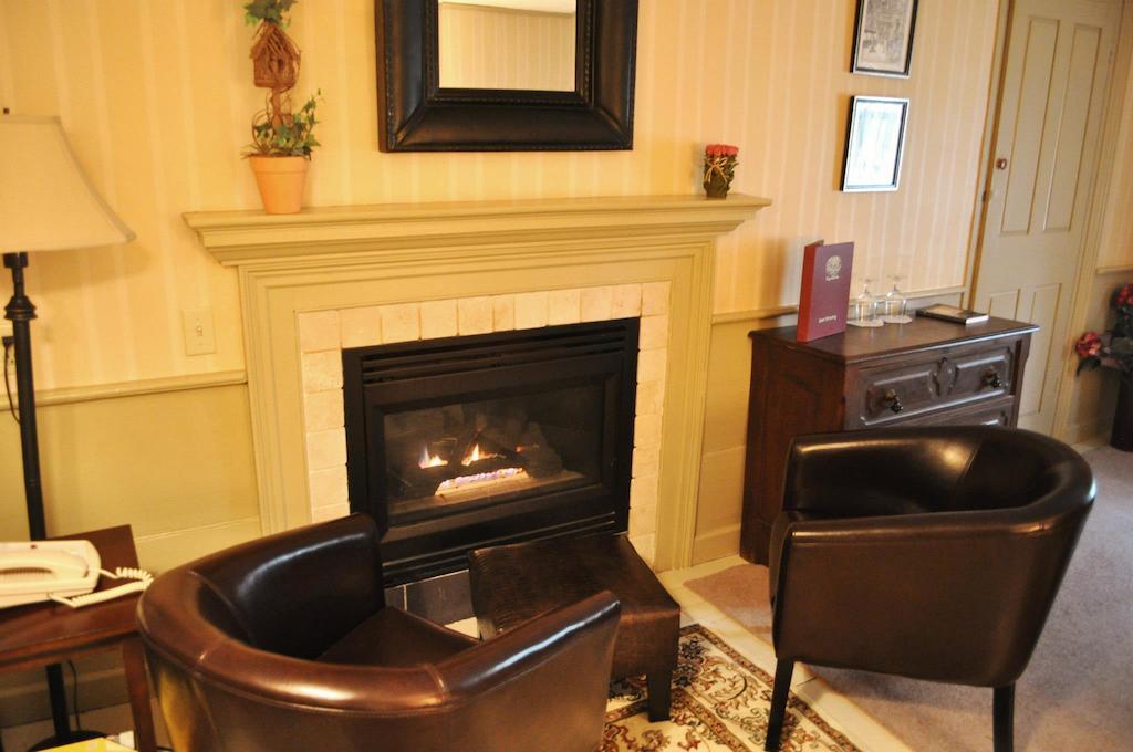 Colby Hill Inn Henniker Pokój zdjęcie