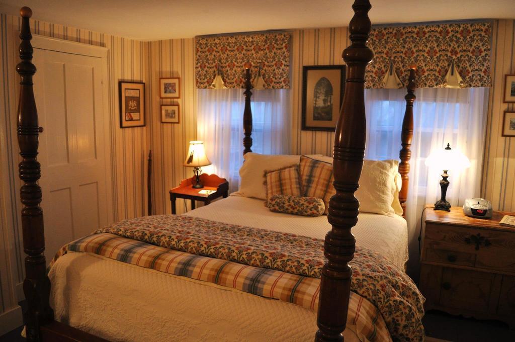 Colby Hill Inn Henniker Pokój zdjęcie